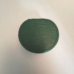 Louis Vuitton small jewelry case in Kelly green Epi leather.
